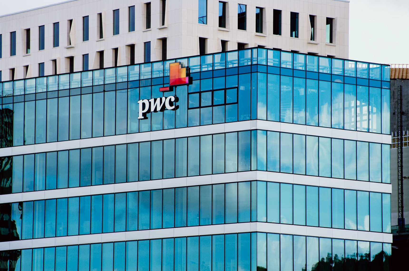 PwC cryptocurrency